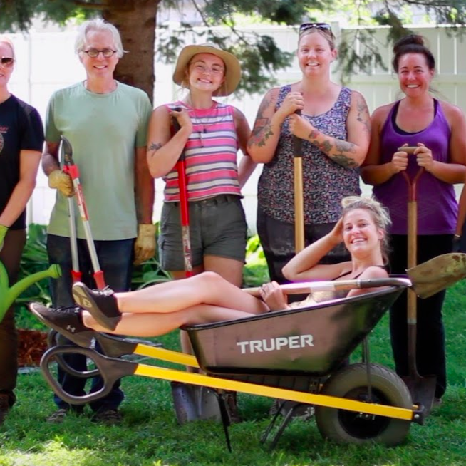 Gardeners & Landscape Contractors Serving St. Paul, MN